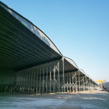 可移动电动推拉蓬_鑫距华篷业_仓储遮阳防雨棚