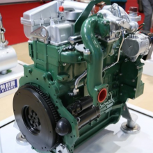 玉柴YC4DK110-T301电喷柴油机 1004拖拉机配套国三发动机