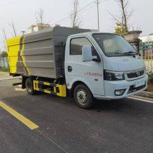 东风途逸汽油桶装垃圾车 小型全液压垃圾桶运输车