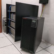 ups电源30kva40kva60kva80kva100kva弱电机房医院办公楼实验室