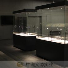 ���ڲ��������չ���������� �մ�չ����չʾ����