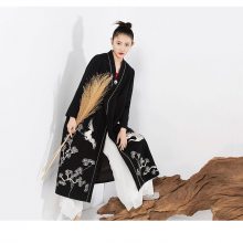 高端折扣女装货源 晒谷场秋冬 民族风大码女装库存尾货批发 直播女装