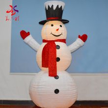華亦彩圣誕廠家制作發(fā)光雪人產(chǎn)品免費(fèi)策劃設(shè)計(jì)商超美陳擺件一件代售
