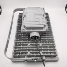 վ70W100w