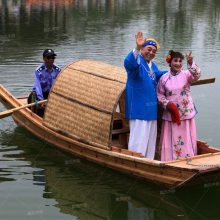 武汉东湖景区里面游玩乌篷船哪里有 乌篷船哪里有