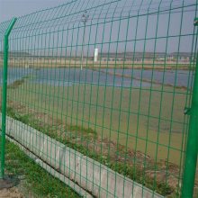 河道铁丝网围栏 淮联焊接网隔离栅 河道围栏防护网