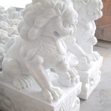 公司门口石狮摆件 看门石狮子摆件 石雕狮子加工定制