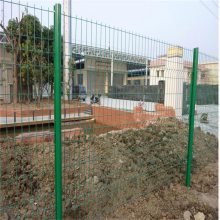 庆阳浸塑隔离栅厂家 安装公路护栏网 刺绳安全护栏网