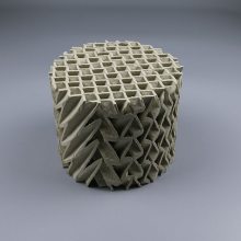 մɲ