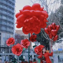 人体红外感应气模花自动开合喇叭花互动艺术装置景区公园商场引流