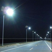 长期供应30W12米太阳能路灯 农村太阳能路灯  常年接受预定