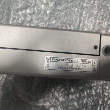 供应德国原装 TOSS 气缸 38020037 Pneumatic-Baustein 20-050-B-F