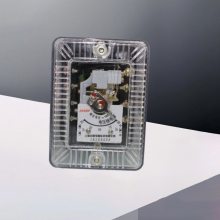 JOSEF约瑟 DJ-132-80CN电压继电器 动作稳定，系数高，防护好