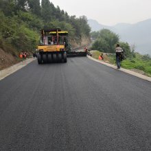 重庆市政街道沥青道路施工公司提供沥青公路铺装修补修复维修