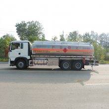 SINOTRUK HOWO 20000L-25000L Oil tanker truck ͹޳/ͳ