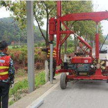 乡村公路波形护栏板热镀锌喷塑两波三波w型防撞波形梁钢护栏厂家
