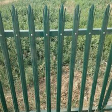 学校铁围栏 财润丝网供应小区用预埋式铁围栏 当天发货