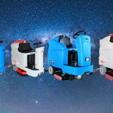 驾驶式洗地机是5000平米以上大面积清洁高手