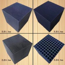 供应光氧一体机装填蜂窝活性炭价格100×100×100mm