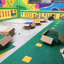 南宁厂家直销定制足球篮球场幼儿园体育塑胶地板悬浮