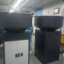 天津农科院高空测报灯测试完毕发货