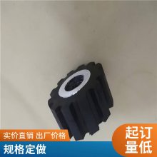 轮抛光包胶加工滚轮轴挤纹胶辊耐磨规格定做自动化