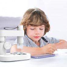 孩子人手一台的显微镜，到底有什么魅力？