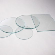 供应0.05-5mm超薄浮法玻璃/钠钙白玻/尺寸定制