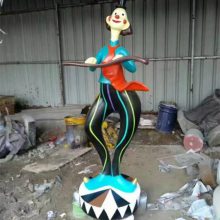 珠海大型活动舞台道具玻璃钢魔术师马戏团小丑卡通人偶雕塑摆件