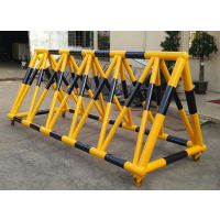 门口大型防撞拒马路障 安全拦车隔离铁马护栏