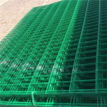 斜坡防护网 带角度双边丝护栏网 淮联焊接网隔离栅