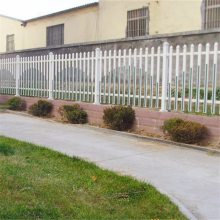 信阳商城pvc别墅护栏塑钢小区庭院围墙护栏草坪花池栏栅