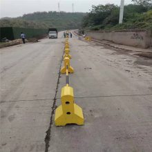 水泥隔离墩工程施工隔离高速分流警示墩学校小区道路水泥块交通公路防撞墩