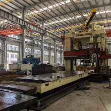 3.2mX10m数控龙门镗铣床对外加工
