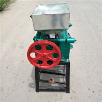 厂家直销多功能高效电动挤扁机 五谷杂粮压扁机 高效粮食挤扁机