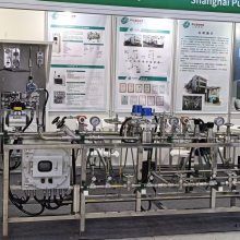 隔膜调压阀R426自动切换氢气减压撬汇流排半导体特气柜尾气处理炉装置混配器