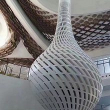 ˫��������Ļǽ��ͷ��� ���οյ�����ǽװ�ι������