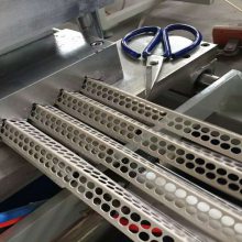 供应生产阴阳角机 贝发机械 产量可选 定制加工