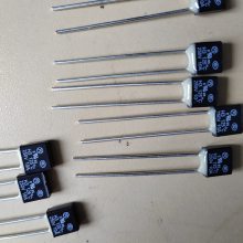 102 ¶ȱ˿ Ϸ¶ȱ˿ Thermal Fuse