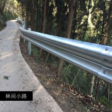 四川波形板护栏板厂家高速公路防撞护栏板镀锌板公路栏杆