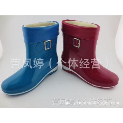 新款时尚保暖短靴休闲舒适时装靴女式晴雨鞋耐磨防滑学生雨靴雨鞋