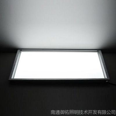 供应LED面板灯600*300 18W 面板灯吸顶灯平板灯 LED照明工程