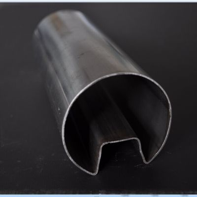 供应国标304不锈钢异型管 50.8*1.2（槽15*15）凹槽管