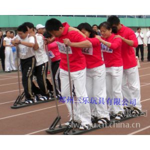 供应厂家直销5人铁质协力竞走运动器材 员工齐心同力协力竞走趣味项目