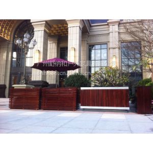 供应三亚小区园林里的实木花盆/长沙防腐木花盆价格/广州户外家具厂