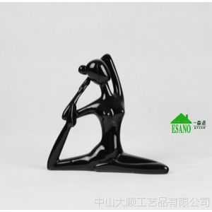 供应现代时尚树脂工艺品 瑜伽人物摆件 电视柜摆设书房卧室家居装饰品