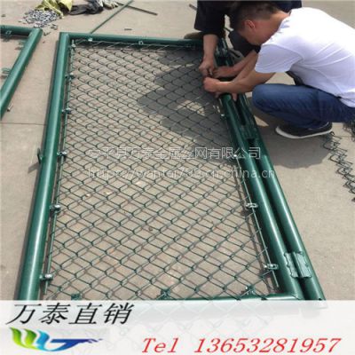 PVC包塑勾花网 卷网5米长防护网 2米高防护围栏