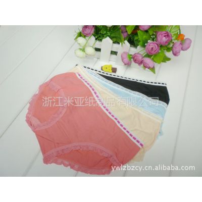 供應(yīng)N45   新款日單卡通兔子三角純棉女士?jī)?nèi)褲批發(fā)