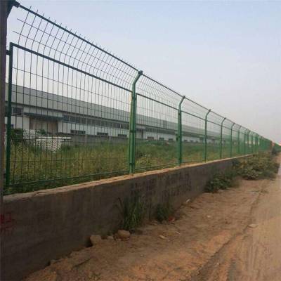 养殖六角网 防护栏工程 护栏网厂价格