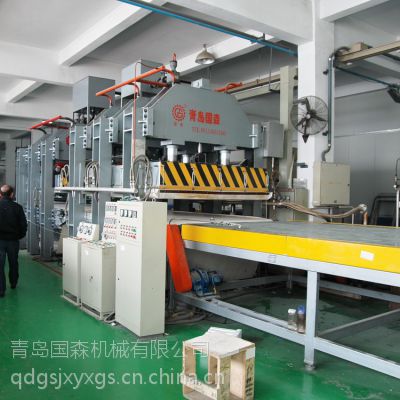 供应青岛产国森牌快速生产铝蜂窝板贴面压机组生产线设备